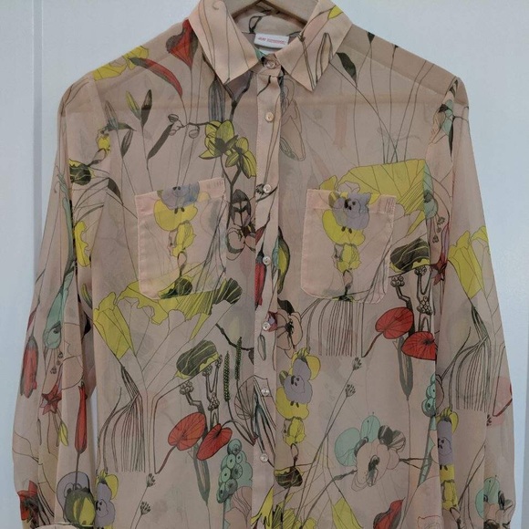 Long-sleeved Blouse - Picture 2 of 5